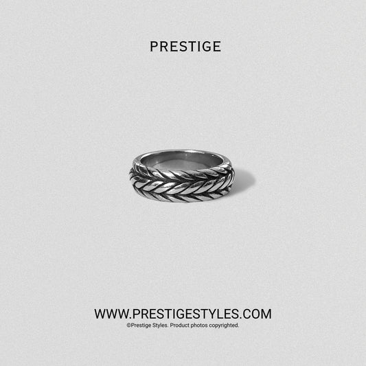 Signature Knot Ring — Limited Edition
