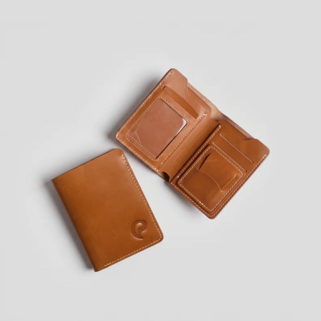 The Bailiff Vertical Bifold Wallet | Full Grain Leather | Hand Stitched